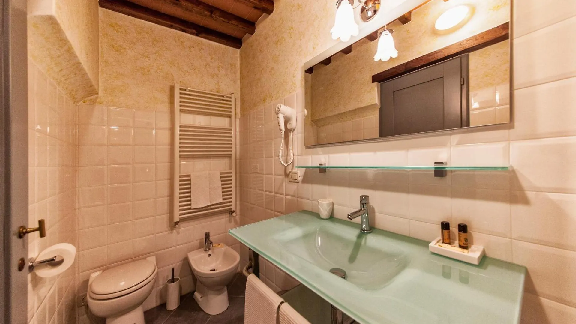 Agriturismo Relais Campiglioni Montevarchi 0*,